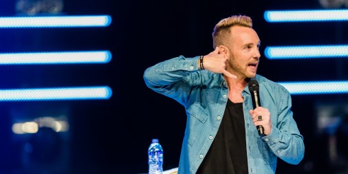 9 Big Ways to Make the Most of a Church Guest Speaker